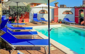 Awesome home in Santa Venerina with Outdoor swimming pool, WiFi and 10 Bedrooms, Santa Venerina